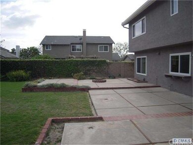 LARGE PATIO AREA