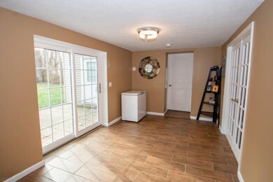 904 Dulin Niles Dining room 2