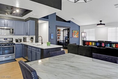 5201 S Torrey Pines Dr unit 1227, Las Vegas, NV 89118 - photo 3