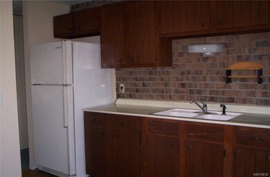 warm & welcoming kitchen
