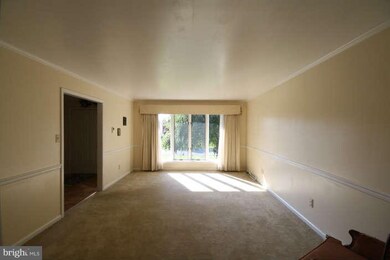 2754 Fillmore Dr, Chambersburg, PA 17201 - photo 3