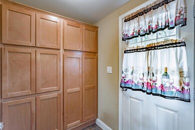 13830 Daniels Ln, Redding, CA 96003 - photo 7