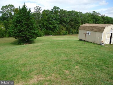 434 Arnold Dr, Glengary, WV 25421 - photo 4