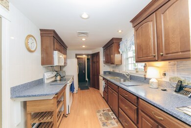 105 Charles Diersch St, East Weymouth, MA 02189 - photo 6