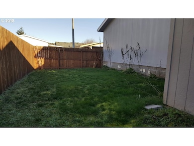 221 NW Blair St unit 29, Sheridan, OR 97378 - photo 4