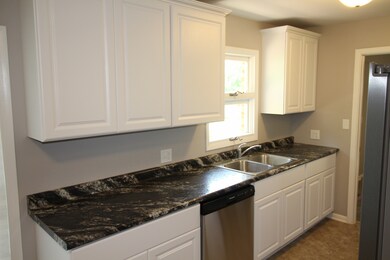 1498 Widows Rd, Wilmington, IL 60481 - photo 7