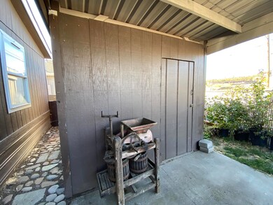 Shed