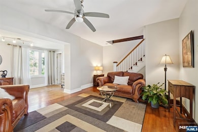 6 Swan Rd, Livingston, NJ 07039 - photo 4