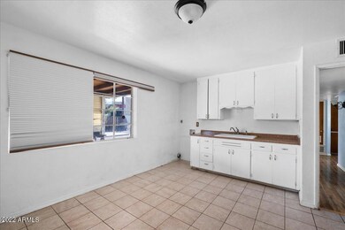 8612 N 8th St, Phoenix, AZ 85020 - photo 4