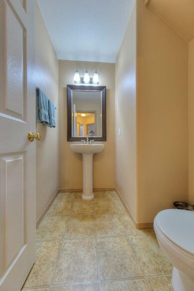 16012 SE 256th Place, Covington, WA 98042 - photo 3