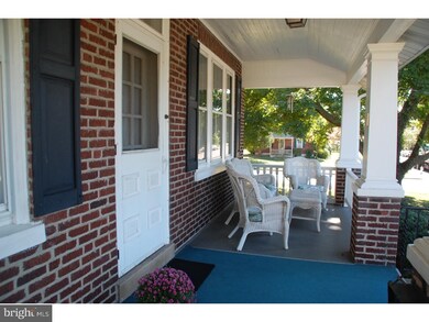 406 E Summit St, Souderton, PA 18964 - photo 2