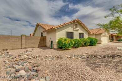 2729 N 25th St, Mesa, AZ 85213 - photo 2