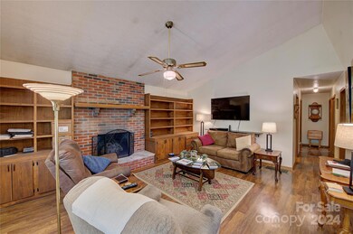 136 Just A Mere Ln, Burnsville, NC 28714 - photo 4