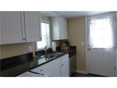 1466 Chesapeake Ave, Columbus, OH 43212 - photo 4