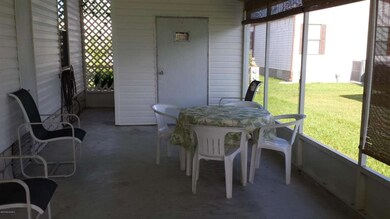 906 porch