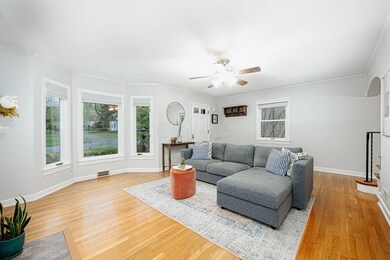 93 W Cooke Rd, Columbus, OH 43214 - photo 7