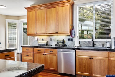 4697 Southampton Dr SE, Salem, OR 97302 - photo 7