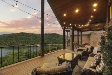 Table Rock Lakefront View Estate