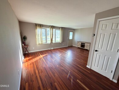 521 Berthold St, Berthold, ND 58718 - photo 7