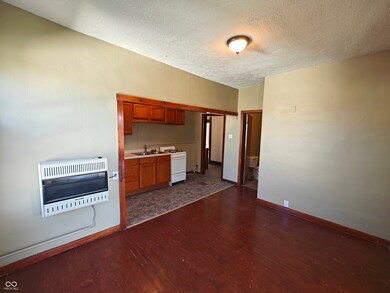202 E Taylor St unit 1, Shelbyville, IN 46176 - photo 4