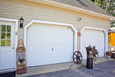 2 CarGarage