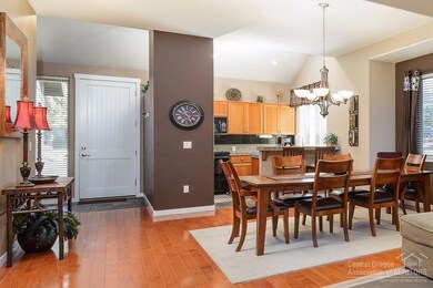 1314 Highland View Loop, Redmond, OR 97756 - photo 3