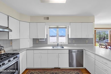 105 Riverview Ave, Neptune, NJ 07753 - photo 7