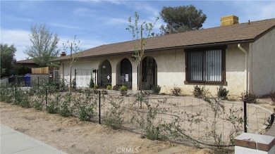 16142 Wimbleton Dr, Victorville, CA 92395 - photo 2