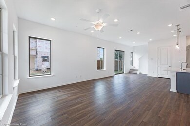 7561 Regal Ln, Fort Worth, TX 76180 - photo 4