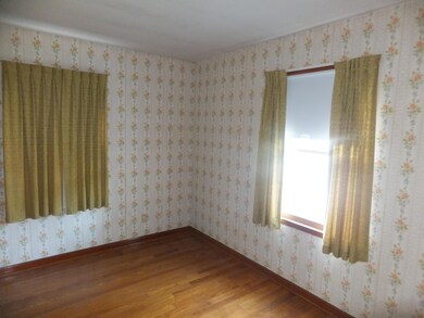 1315 Pauline Ave, Columbus, OH 43224 - photo 7