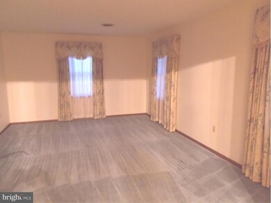 1715 Mount Aetna Rd, Hagerstown, MD 21742 - photo 3