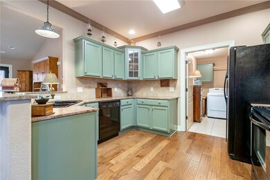 21 Grier Dr, Bella Vista, AR 72715 - photo 5