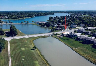 1000 SW Drake Cir, Lees Summit, MO 64082 - photo 3