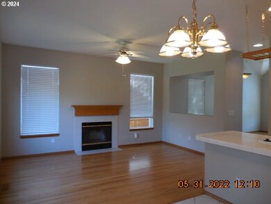 15377 SE Thornbridge Dr, Clackamas, OR 97015 - photo 7