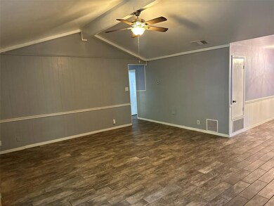 3618 Cloverdale Dr, Tyler, TX 75701 - photo 4