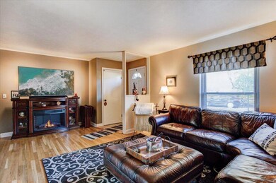 05-Living Room