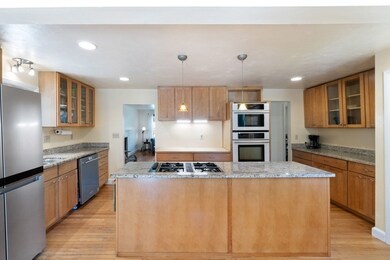 251 South St, Foxboro, MA 02035 - photo 4