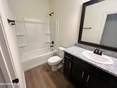 SI135 Bath 2