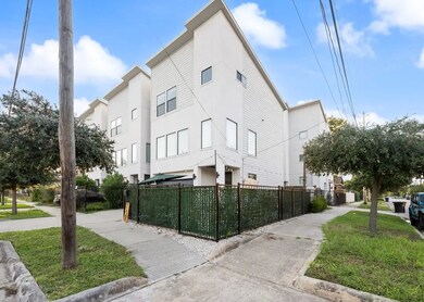 706 Morris St, Houston, TX 77009 - photo 2