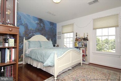 1290 Difficult Run Ct, Vienna, VA 22182 - photo 5