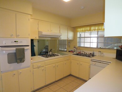 Kitchen2