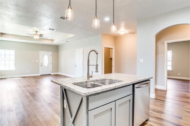 1310 NE Main St, Ennis, TX 75119 - photo 6