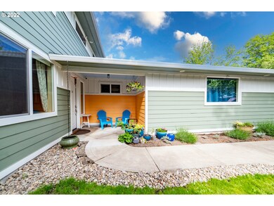 2674 Gilham Rd, Eugene, OR 97408 - photo 2