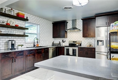 905 SE Flamingo Ave, Stuart, FL 34996 - photo 4