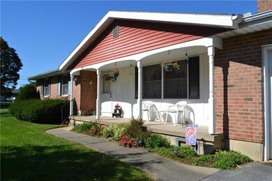 309 Birch St, Stockertown, PA 18083 - photo 4