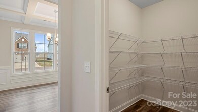 262 Fox Cove Rd, Hendersonville, NC 28792 - photo 7