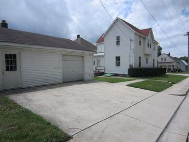 230 N Chestnut St, Saint Marys, OH 45885 - photo 4