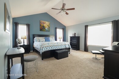 919 Adderly Ln, Gurnee, IL 60031 - photo 5