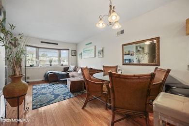 6-web-or-mls-LPM_6362