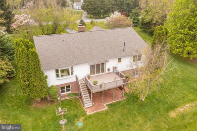 314 Chandler Dr, Shepherdstown, WV 25443 - photo 4